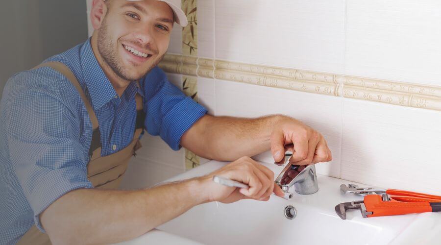 Local expert plumbing services in Oak View, CA